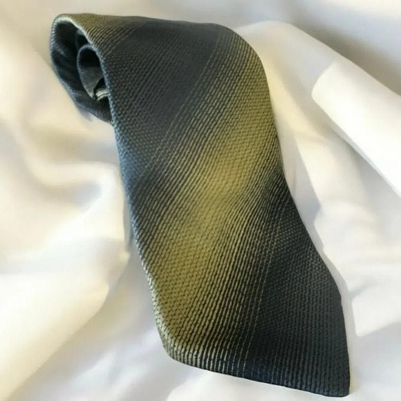 TINO COSMA Mens Silk Necktie, Made in Italy, Abstract Tan and Gray Striped Tie - Picture 1 of 3